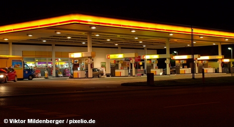 Одна из бензоколонок в Германии