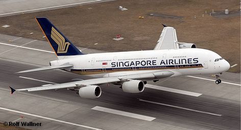 Самолет Airbus А380 авиакомпании Singapore Airlines