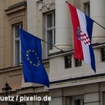 Флаги Хорватии и Евросоюза