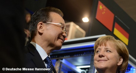 Ангела Меркель с премьер-министром Китая Вэнь Цзябао на Ганноверской ярмарке (Фото из архива)