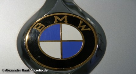 Высокие расходы на новые технологии и модели, а также инвестиции в производство не позволят BMW увеличить прибыль.