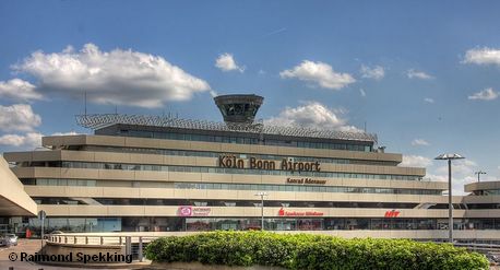 Терминал аэропорта Кёльн / Бонн