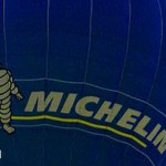 Реклама Michelin на воздушном шаре