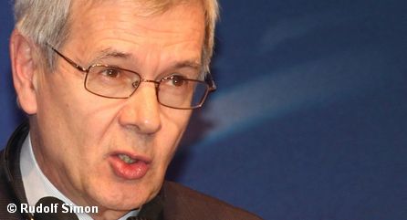 Генеральный директор Peugeot-Citroën Филипп Варен