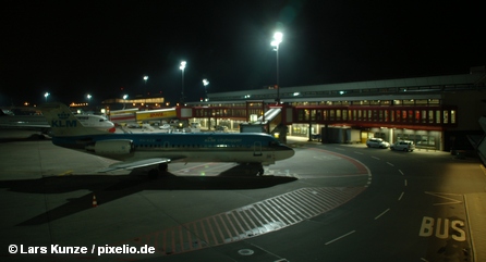 Берлинский аэропорт «Тегель» ночью