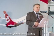 Бывший директор авиакомпании Air Berlin Хартмут Медорн возглавит недостроенный аэропорт Берлина и Бранденбурга.