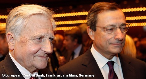 «Мистер Евро» и «Супер Марио»: председатель совета директоров Европейского центрального банка Марио Драги (справа) и его предшественник на этом посту Жан-Клод Трише (слева)
